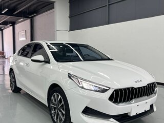 2022 Kia K3 II (China Market), белый, 2200000 рублей, вид 2