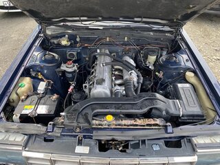 1986 Nissan Laurel V (C32), синий, 690000 рублей, вид 5