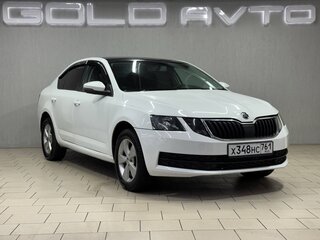 2018 Skoda Octavia III (A7) Рестайлинг, белый, 880000 рублей, вид 3