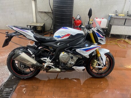2018 BMW S 1000 R, белый, 1250000 рублей, вид 3