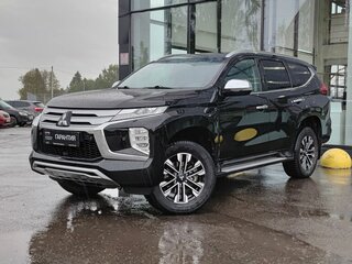 2022 Mitsubishi Montero Sport III Рестайлинг, чёрный, 3680000 рублей, вид 1