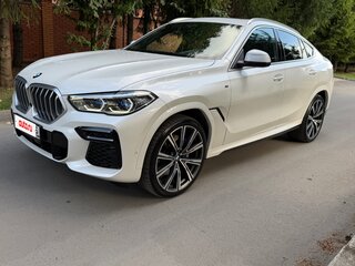 2022 BMW X6 40i III (G06), белый, 8700000 рублей, вид 1