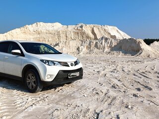 2013 Toyota RAV4 IV (XA40), белый, 1888000 рублей, вид 1