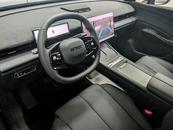 2026 Omoda C7, фиолетовый, 3099000 рублей - вид 4