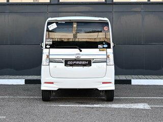 2015 Daihatsu Tanto III, белый, 989000 рублей, вид 4