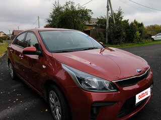 2018 Kia Rio IV, красный, 958000 рублей, вид 3
