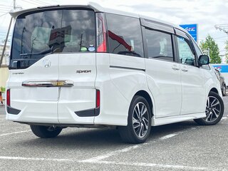 2021 Honda Stepwgn Spada V Рестайлинг, белый, 2038000 рублей, вид 3