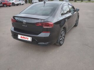 2021 Volkswagen Polo VI, чёрный, 1550000 рублей, вид 3