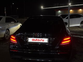 2019 Mercedes-Benz E-Класс 220 d V (W213, S213, C238), чёрный, 3500000 рублей, вид 4