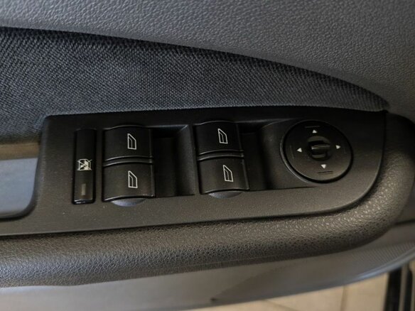 2007 Ford Focus II, чёрный, 550000 рублей - вид 8