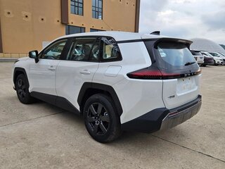 2026 Toyota RAV4 VI (XA60), белый, 4150000 рублей, вид 5