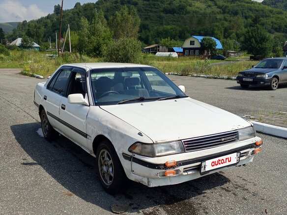 1988 Toyota Corona VIII (T170), белый, 50000 рублей - вид 3
