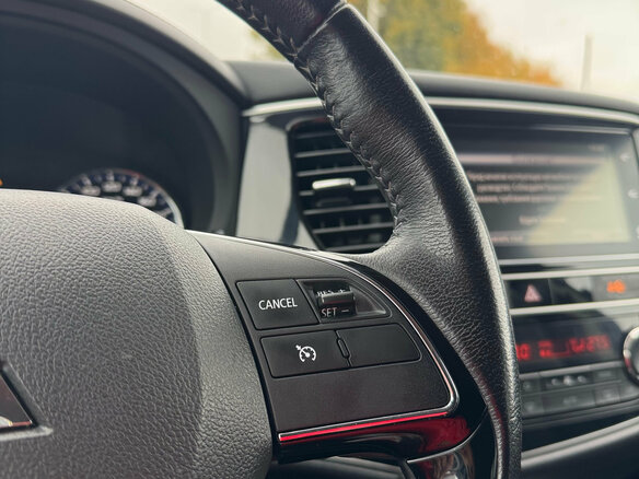 2019 Mitsubishi Outlander III Рестайлинг 3, серебристый, 1920000 рублей - вид 14