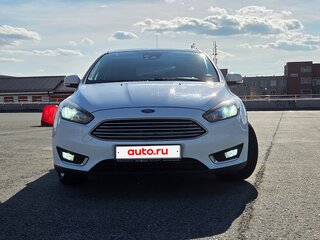 2015 Ford Focus III Рестайлинг, белый, 1080000 рублей, вид 2