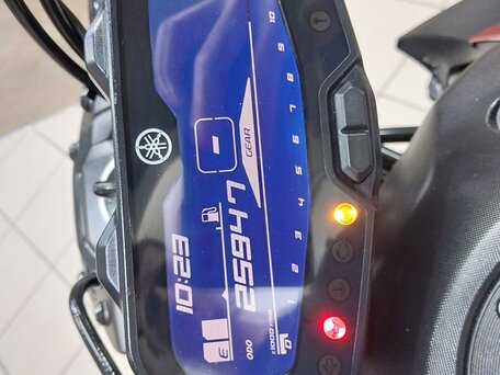2016 Yamaha MT-07 (FZ-07), красный, 698000 рублей, вид 5