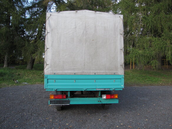 1994 Mercedes-Benz T1, зелёный, 1550000 рублей - вид 3