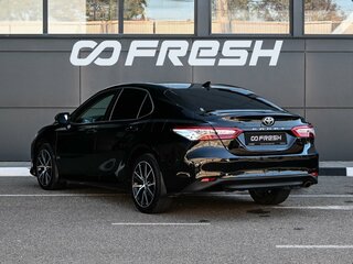 2021 Toyota Camry VIII (XV70) Рестайлинг, чёрный, 2898000 рублей, вид 2