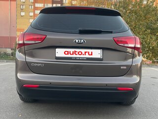 2018 Kia Ceed II Рестайлинг, коричневый, 1500000 рублей, вид 4