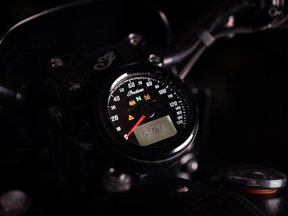 2025 Indian Scout, чёрный, 2250000 рублей - вид 11