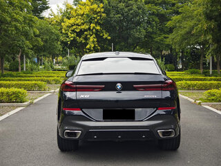 2025 BMW X6 30i III (G06) Рестайлинг, чёрный, 9111567 рублей, вид 5