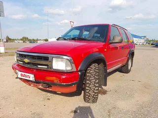 1997 Chevrolet Blazer II, красный, 550000 рублей, вид 1