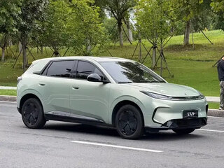 2025 Arcfox T1 42.3 kWh, зелёный, 1450001 рублей, вид 5