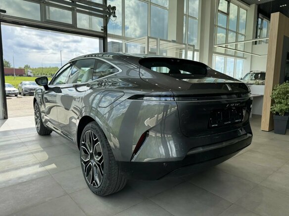 2026 Avatr 11 116 kWh I, серый, 8490000 рублей - вид 5
