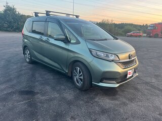 2020 Honda Freed+ II Рестайлинг, зелёный, 1360000 рублей, вид 2