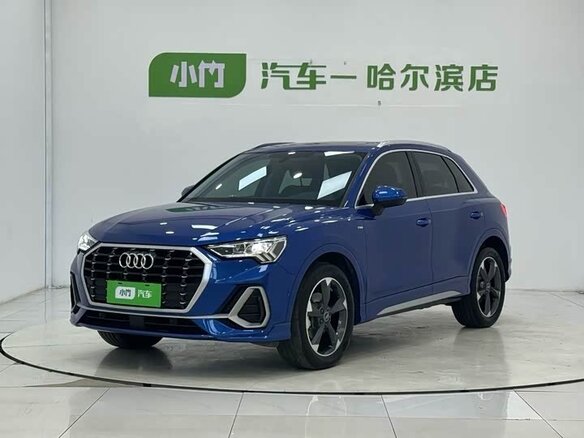 2023 Audi Q3 35 TFSI II (F3), синий, 2640000 рублей