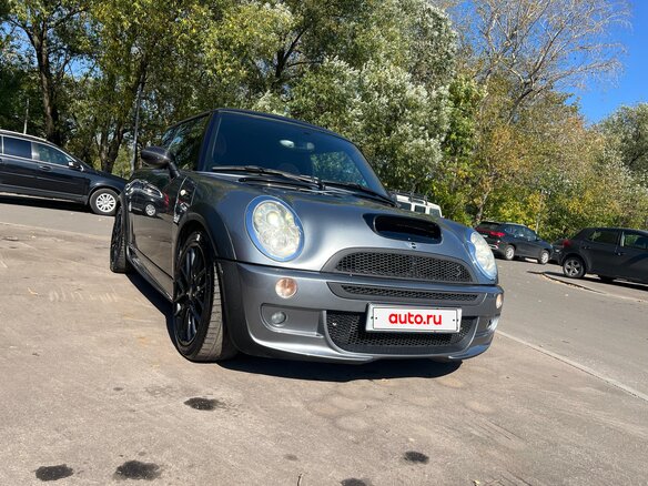 2006 Mini Hatch Cooper S I (R50), серый, 1070000 рублей - вид 4