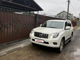 2010 Toyota Land Cruiser Prado 150 Series, белый, 2800000 рублей, вид 2