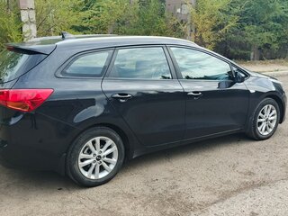 2017 Kia Ceed II Рестайлинг, чёрный, 1550000 рублей, вид 4