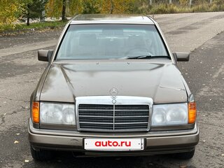1990 Mercedes-Benz W124 230 4-speed, коричневый, 250000 рублей, вид 5