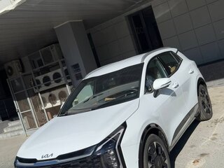 2025 Kia Sportage V Рестайлинг, белый, 3650000 рублей, вид 1