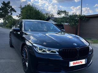 2017 BMW 7 серии Long 730Ld xDrive VI (G11/G12), чёрный, 2930000 рублей, вид 3
