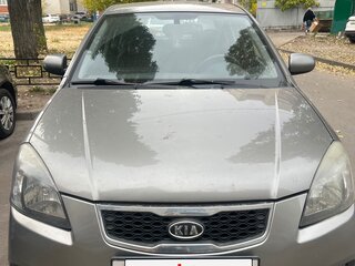 2011 Kia Rio II Рестайлинг, серебристый, 650000 рублей, вид 2