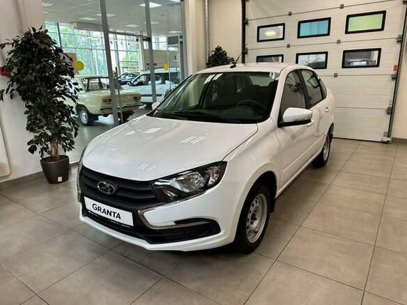 2026 Lada (ВАЗ) Granta I Рестайлинг, белый - вид 9
