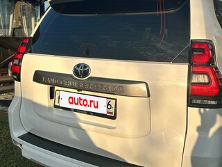2018 Toyota Land Cruiser Prado 150 Series Рестайлинг 2, белый, 4200000 рублей, вид 5