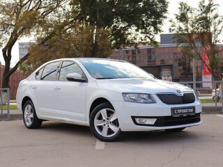 2017 Skoda Octavia III (A7), белый, 1215000 рублей, вид 3