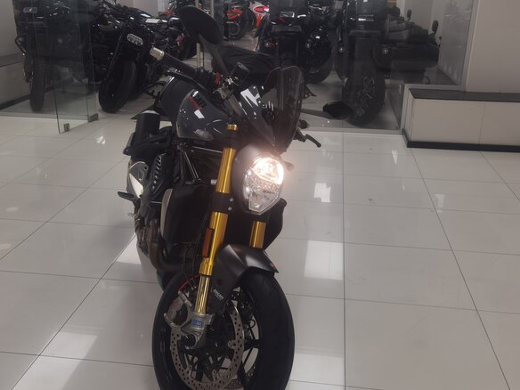 2018 Ducati Monster 1200, серый, 1250000 рублей - вид 9