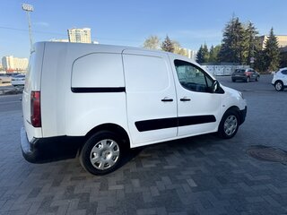 2010 Peugeot Partner II, белый, 555000 рублей, вид 5
