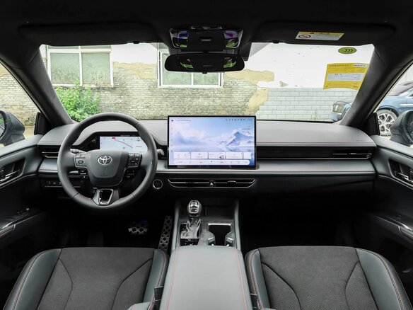 2026 Toyota Camry IX (XV80) China Market, белый - вид 13
