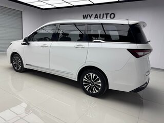 2022 Wuling Jiachen, белый, 960000 рублей, вид 5