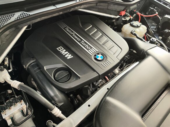 2017 BMW X6 40d II (F16), чёрный, 4299000 рублей - вид 34