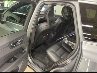 2019 Volvo XC60 II, серебристый, 2950000 рублей, вид 4