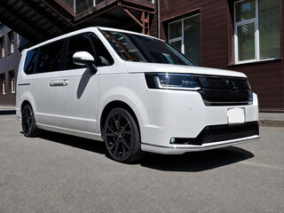 2022 Honda Stepwgn Spada VI, белый, 2500000 рублей, вид 4