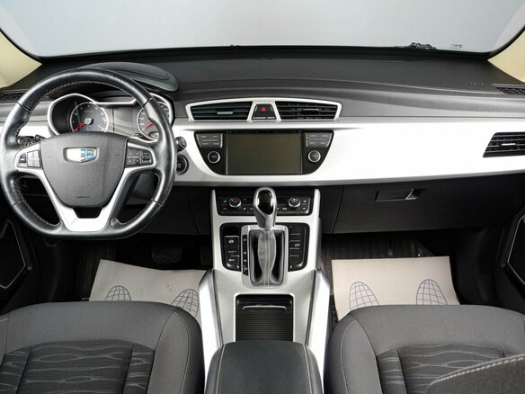 2018 Geely Atlas I, серый, 1579000 рублей - вид 11