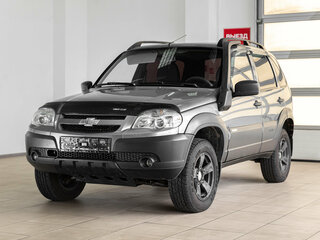 2015 Chevrolet Niva I Рестайлинг, серый, 500000 рублей, вид 3
