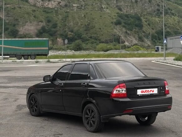 2015 Lada (ВАЗ) Priora I Рестайлинг, чёрный, 750000 рублей - вид 5