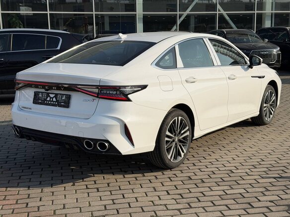 2025 Chery Arrizo 8, белый, 2499000 рублей - вид 3
